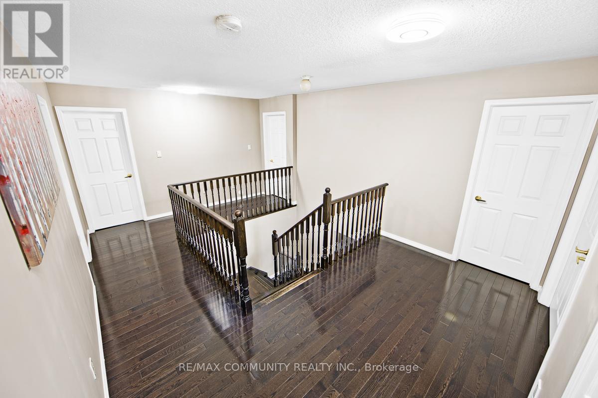 167 Jonas Millway, Whitchurch-Stouffville (Stouffville), Ontario  L4A 0M9 - Photo 15 - N12443793