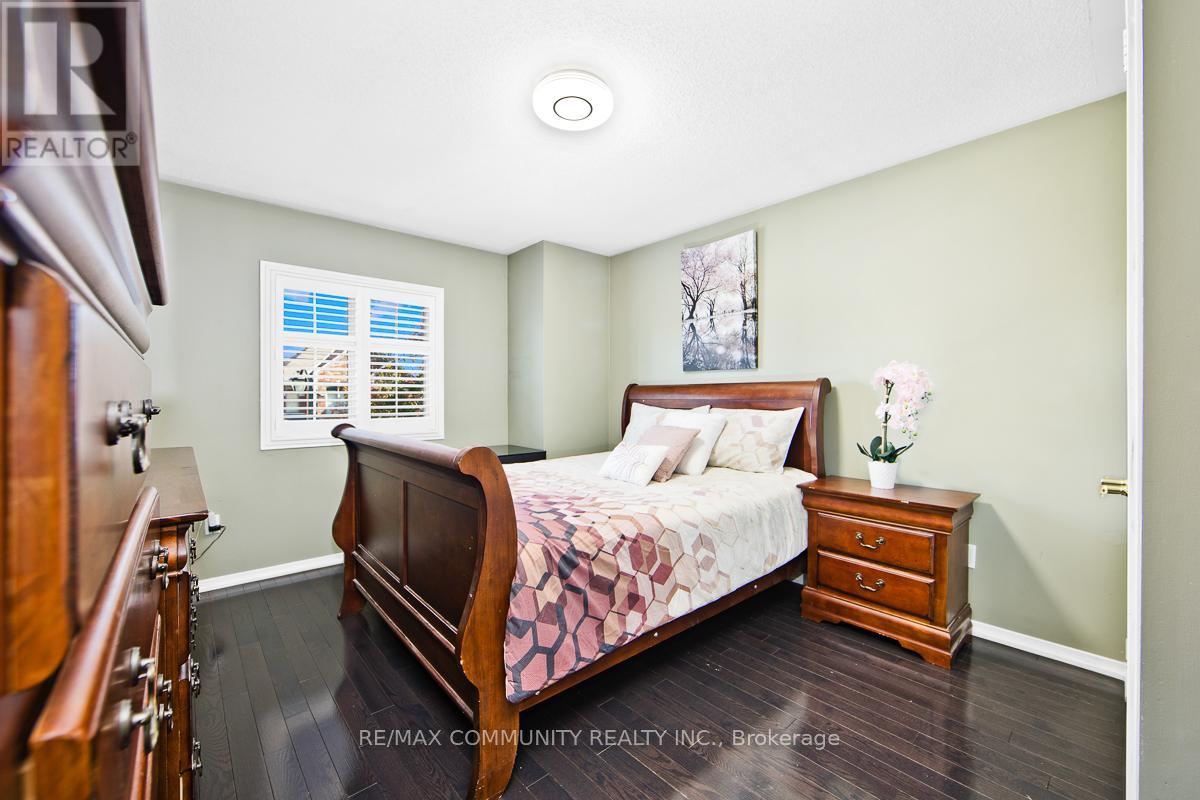 167 Jonas Millway, Whitchurch-Stouffville (Stouffville), Ontario  L4A 0M9 - Photo 22 - N12443793