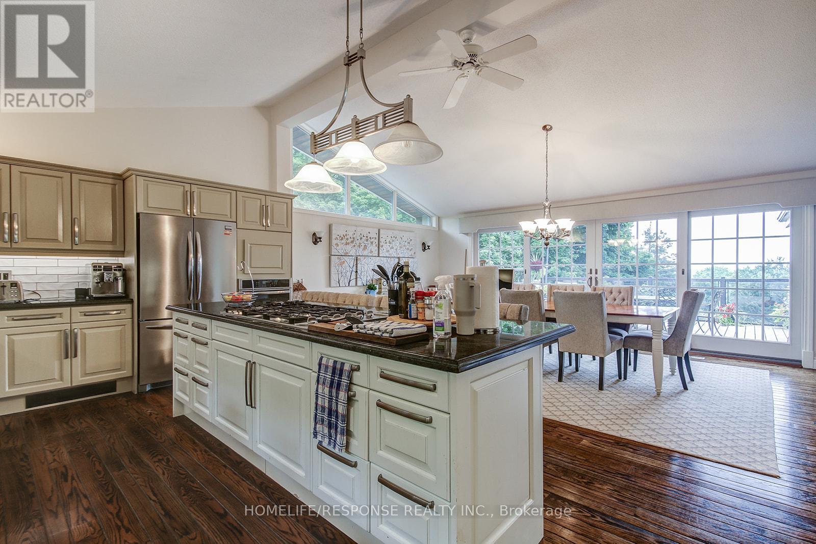 16672 Centreville Creek Road, Caledon, Ontario  L7C 3B5 - Photo 10 - W12443517