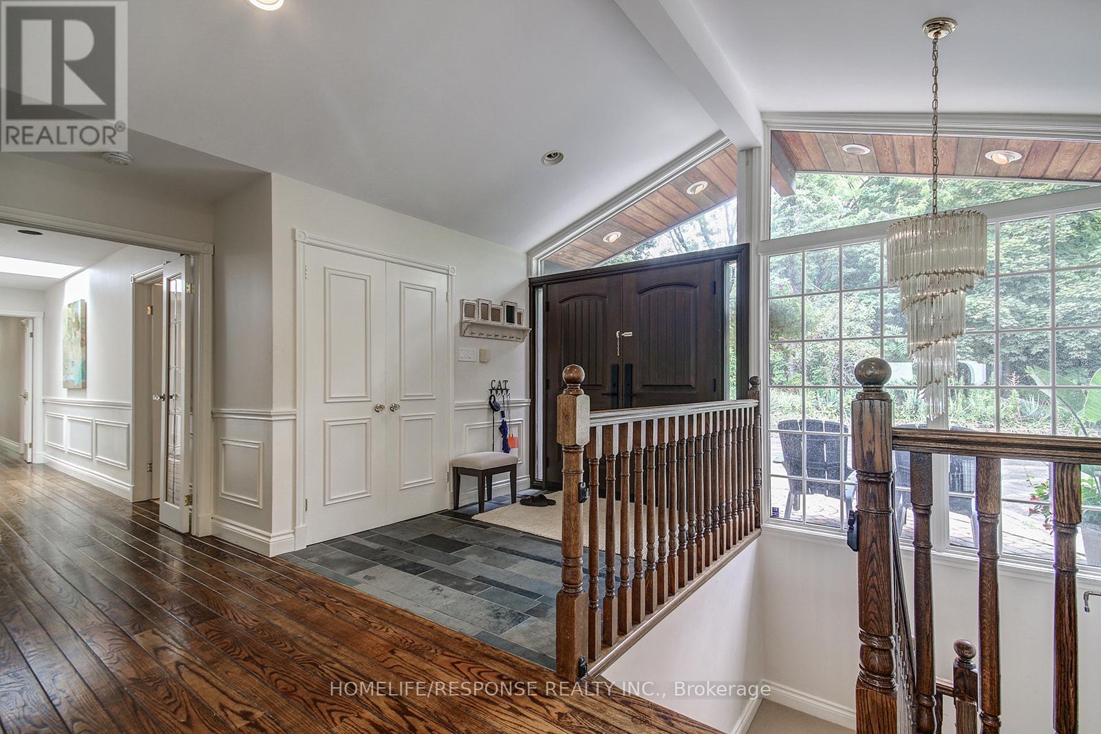 16672 Centreville Creek Road, Caledon, Ontario  L7C 3B5 - Photo 5 - W12443517