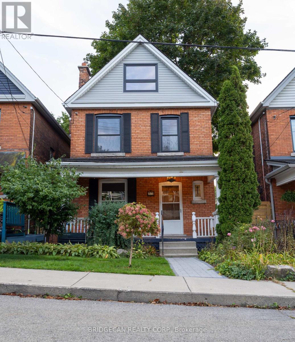21 Sunset Avenue, Hamilton (Strathcona), Ontario  L8R 1V7 - Photo 2 - X12440211
