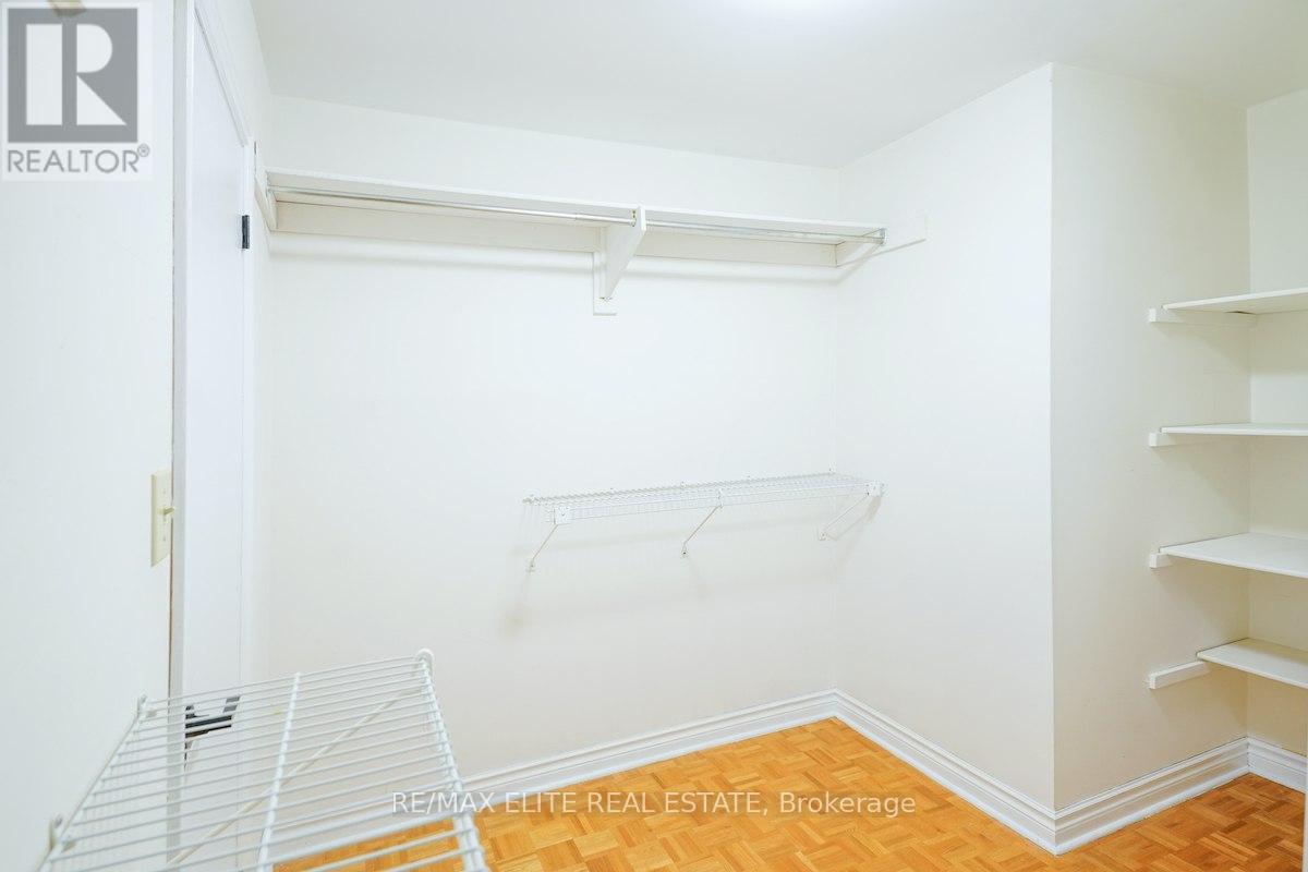Main - 219 Connaught Avenue, Toronto, Ontario  M2M 1H6 - Photo 23 - C12441947