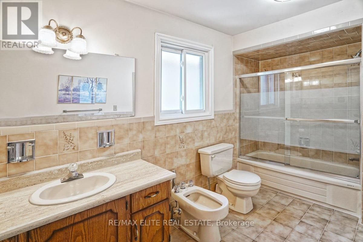 Main - 219 Connaught Avenue, Toronto, Ontario  M2M 1H6 - Photo 21 - C12441947