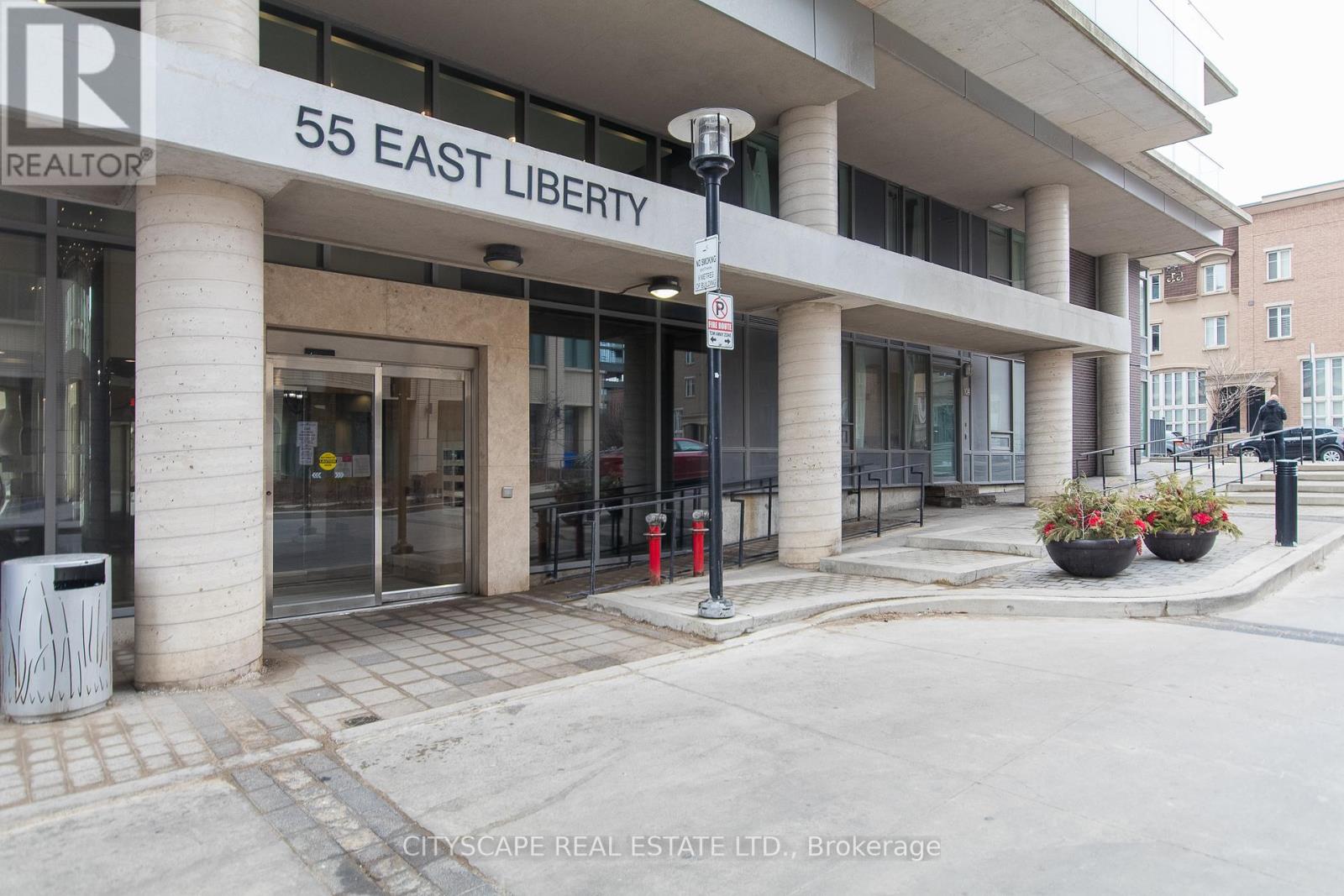 908 - 55 East Liberty Street, Toronto, Ontario  M6K 3P9 - Photo 8 - C12438075