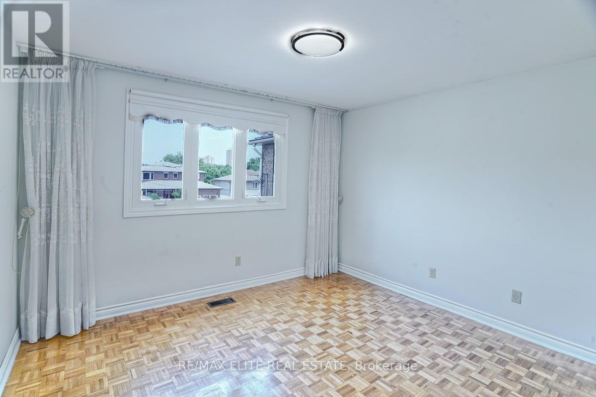 Main - 219 Connaught Avenue, Toronto, Ontario  M2M 1H6 - Photo 26 - C12441947