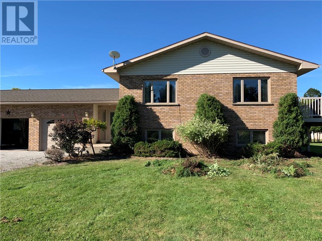 10 Vanhorn Street, Gore Bay, Ontario  P0P 1H0 - Photo 1 - 2120584