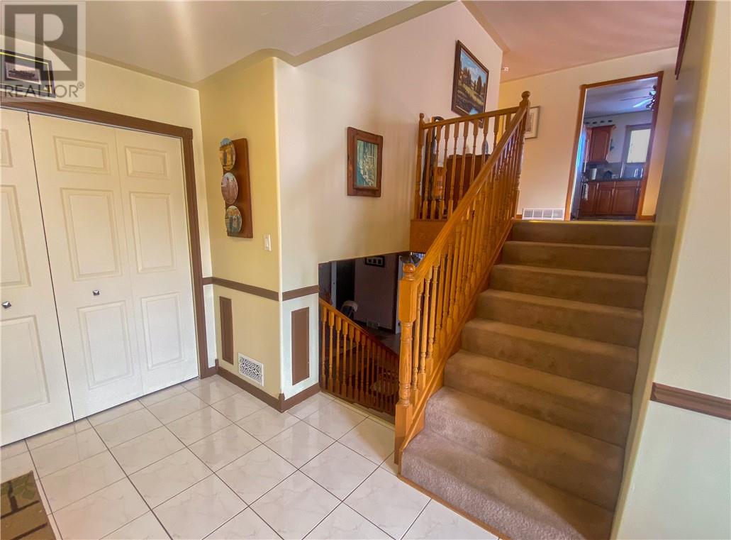 10 Vanhorn Street, Gore Bay, Ontario  P0P 1H0 - Photo 16 - 2120584