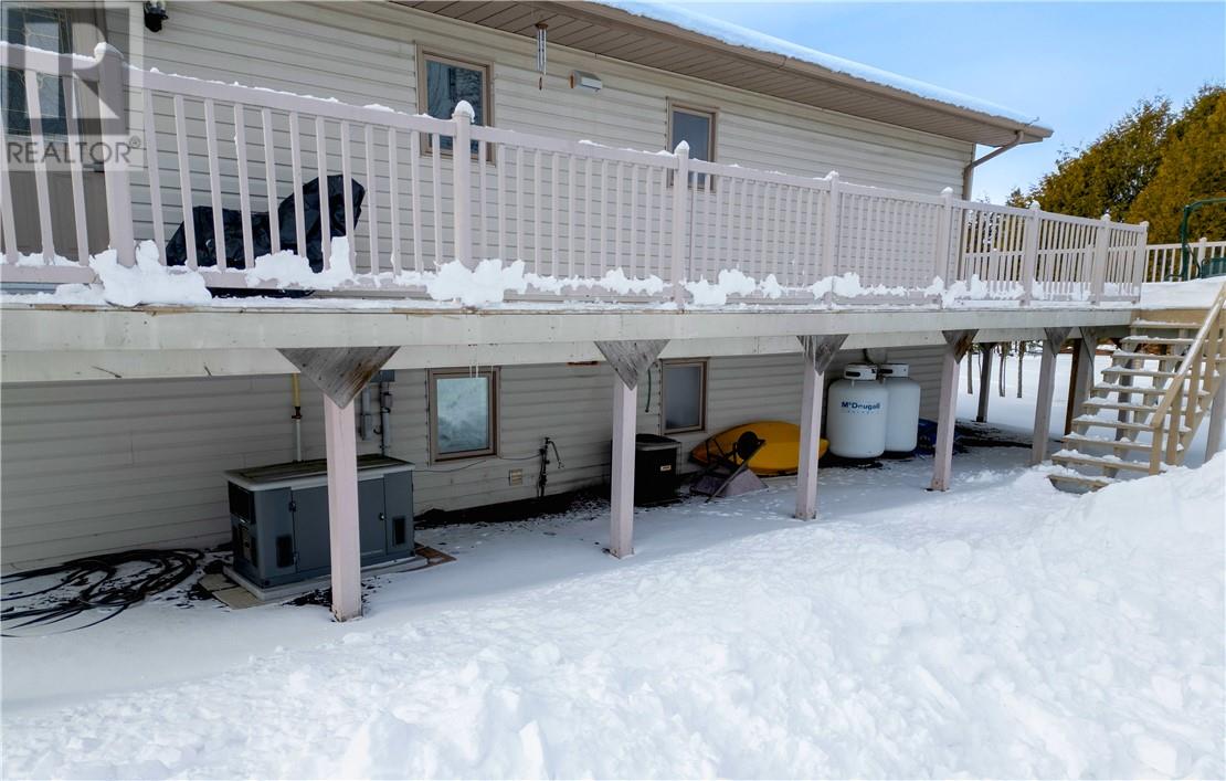 10 Vanhorn Street, Gore Bay, Ontario  P0P 1H0 - Photo 9 - 2120584