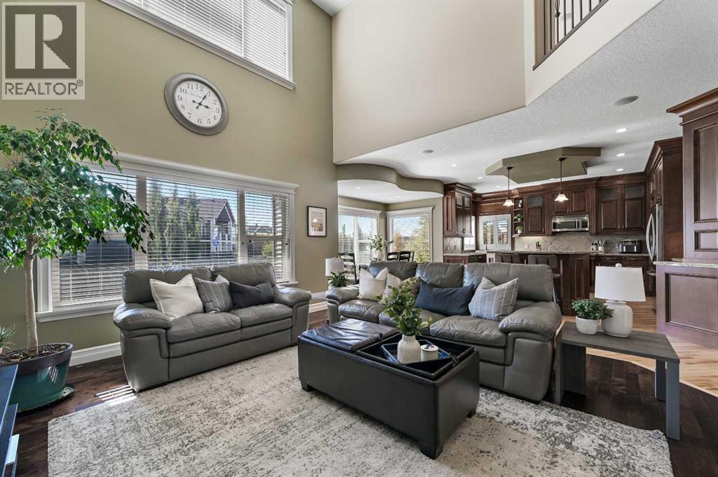 147 Coopers Hill Sw, Airdrie, Alberta  T4B 0B9 - Photo 6 - A2259842