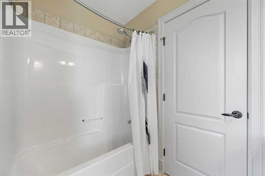 147 Coopers Hill Sw, Airdrie, Alberta  T4B 0B9 - Photo 31 - A2259842