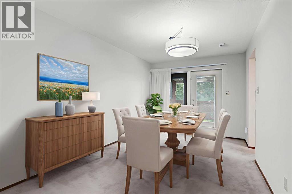 40 Woodview Court Sw, Calgary, Alberta  T2W 4X4 - Photo 3 - A2261139