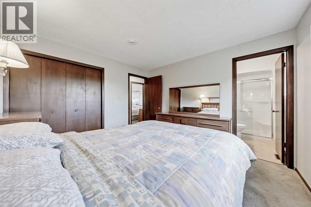 40 Woodview Court Sw, Calgary, Alberta  T2W 4X4 - Photo 30 - A2261139