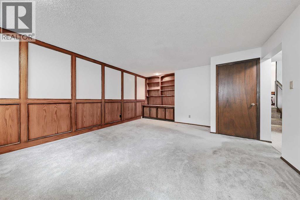 40 Woodview Court Sw, Calgary, Alberta  T2W 4X4 - Photo 22 - A2261139