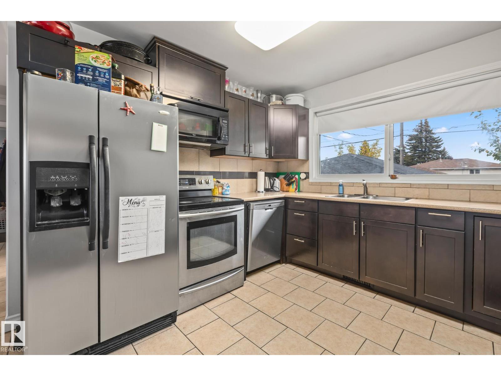 12903/12905 96 St Nw, Edmonton, Alberta  T5E 4B2 - Photo 18 - E4460744