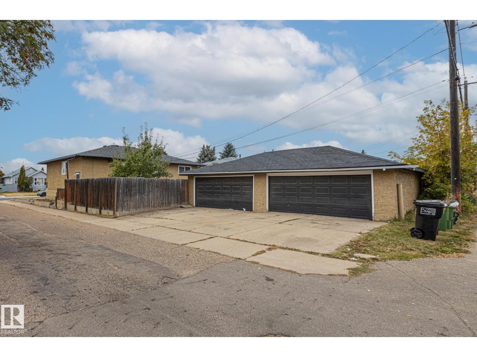 12903/12905 96 St Nw, Edmonton, Alberta  T5E 4B2 - Photo 36 - E4460744