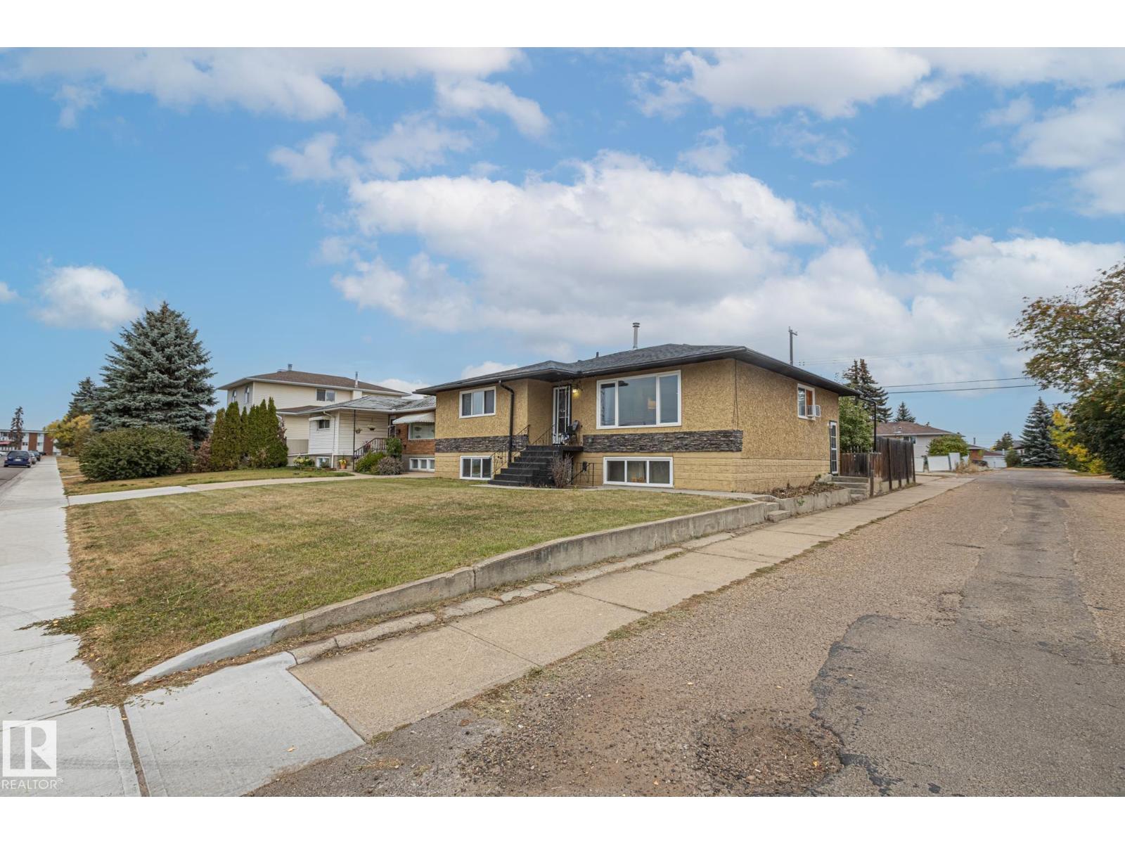 12903/12905 96 St Nw, Edmonton, Alberta  T5E 4B2 - Photo 40 - E4460744
