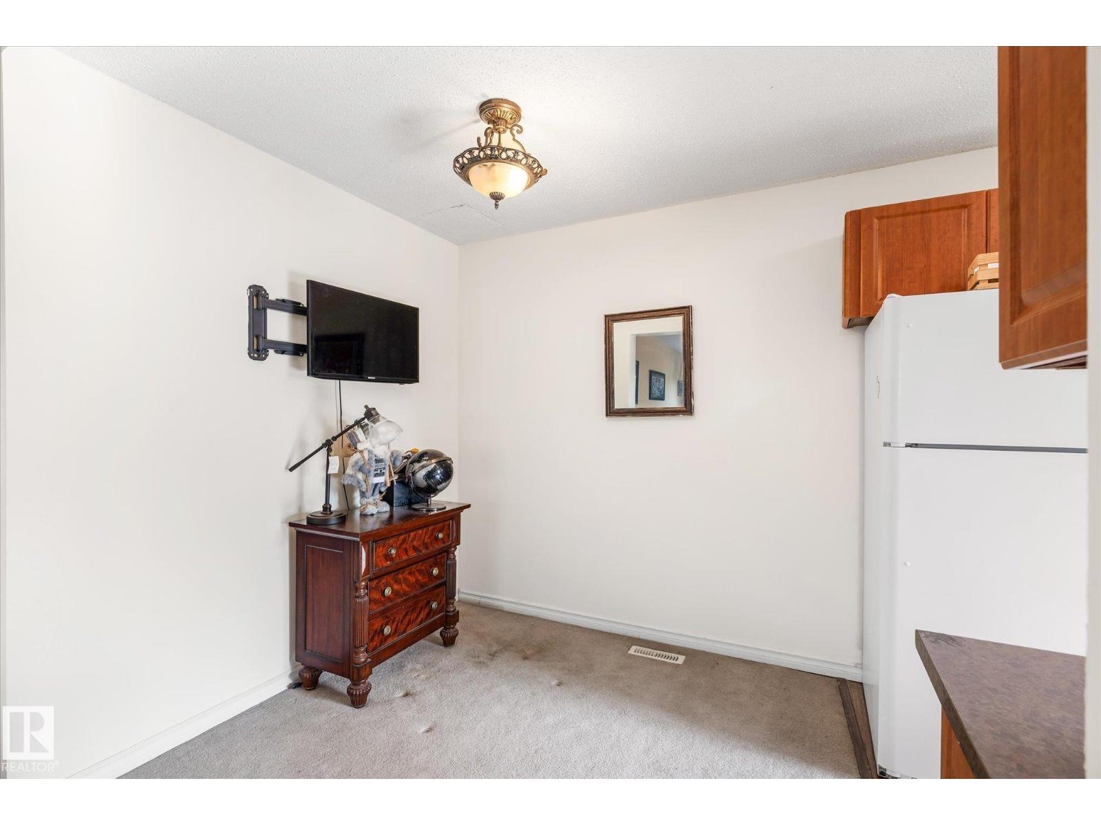 283 Primrose Gardens Gd Nw Nw, Edmonton, Alberta  T5T 0R8 - Photo 16 - E4460747