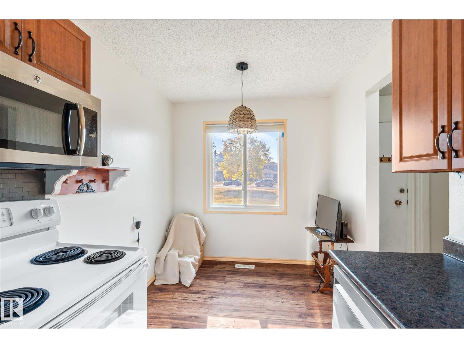 283 Primrose Gardens Gd Nw Nw, Edmonton, Alberta  T5T 0R8 - Photo 21 - E4460747