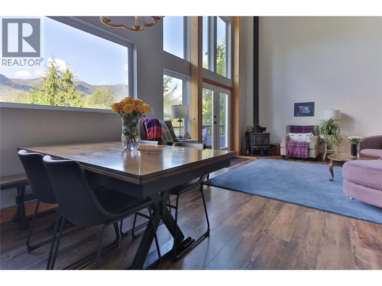 300 Richie Road, Rossland, British Columbia  V0G 1Y0 - Photo 35 - 10358505