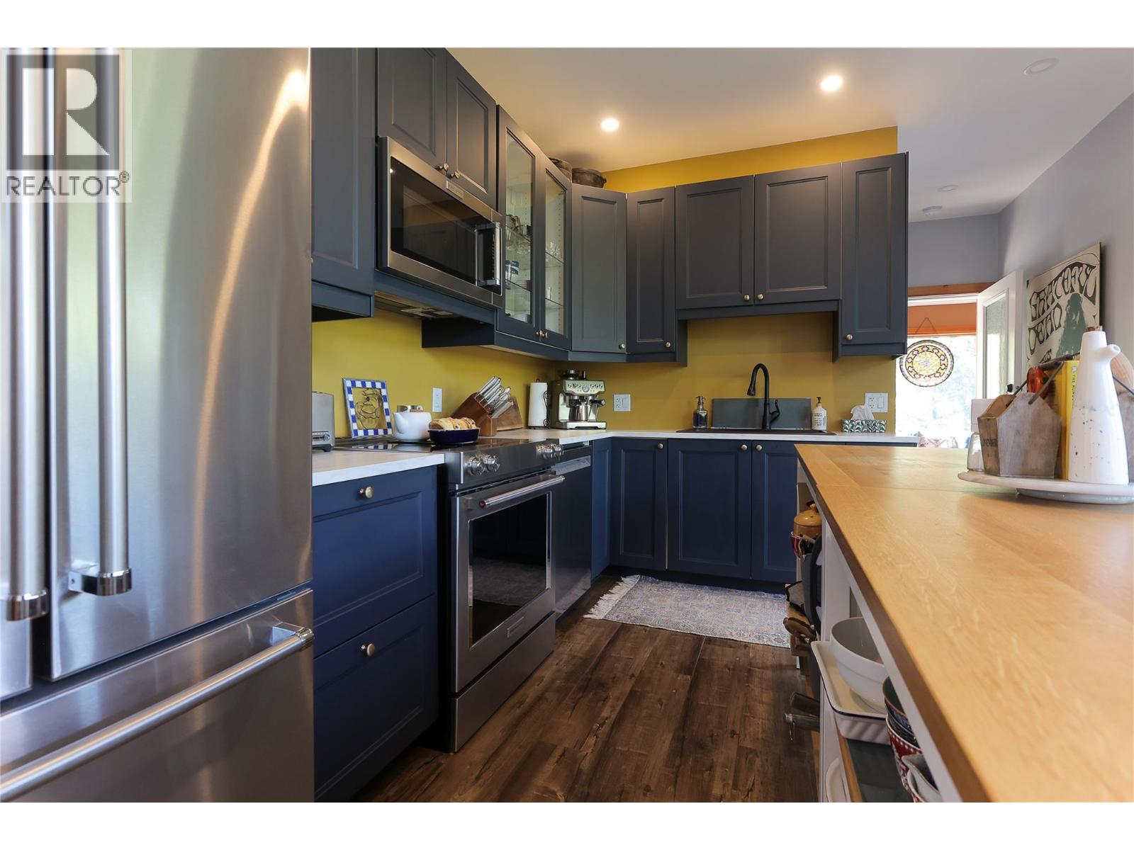 300 Richie Road, Rossland, British Columbia  V0G 1Y0 - Photo 33 - 10358505