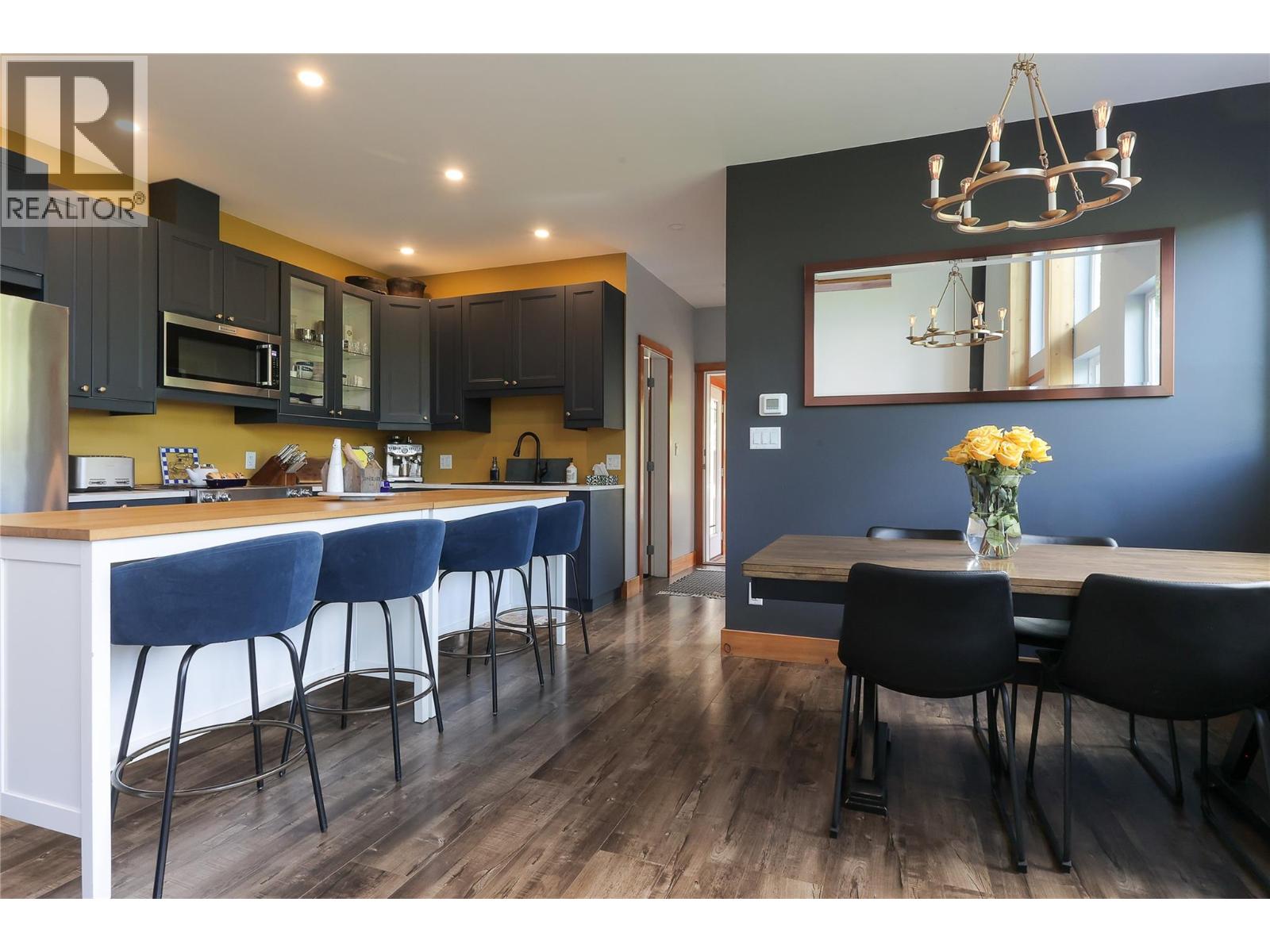 300 Richie Road, Rossland, British Columbia  V0G 1Y0 - Photo 28 - 10358505