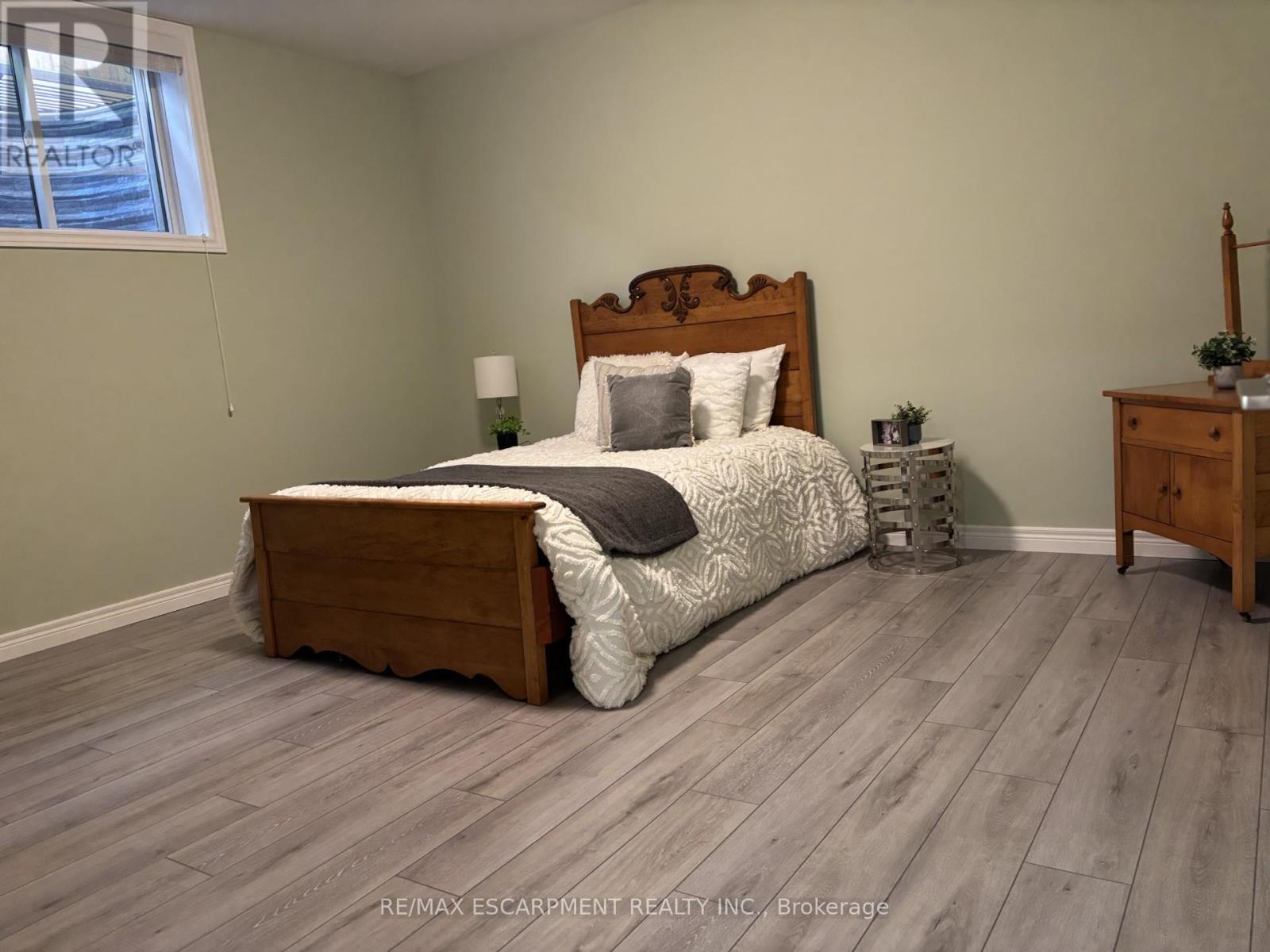 13a Cumberland Street, Brantford, Ontario  N3S 7J6 - Photo 40 - X12420874