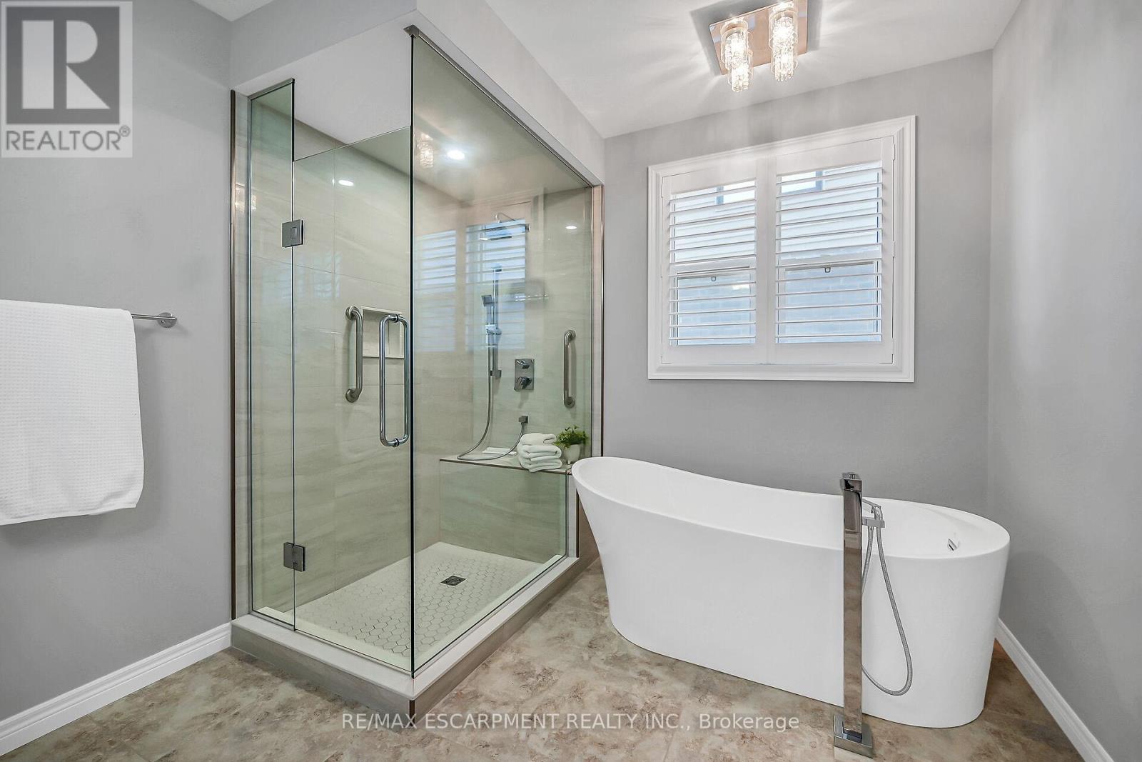 13a Cumberland Street, Brantford, Ontario  N3S 7J6 - Photo 28 - X12420874