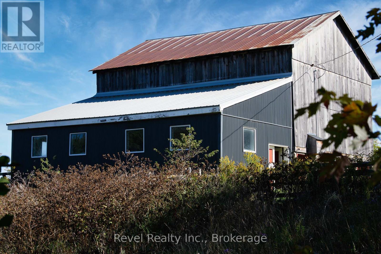 6905 Regent Street, Clearview, Ontario  L9Y 3Z1 - Photo 4 - S12444190