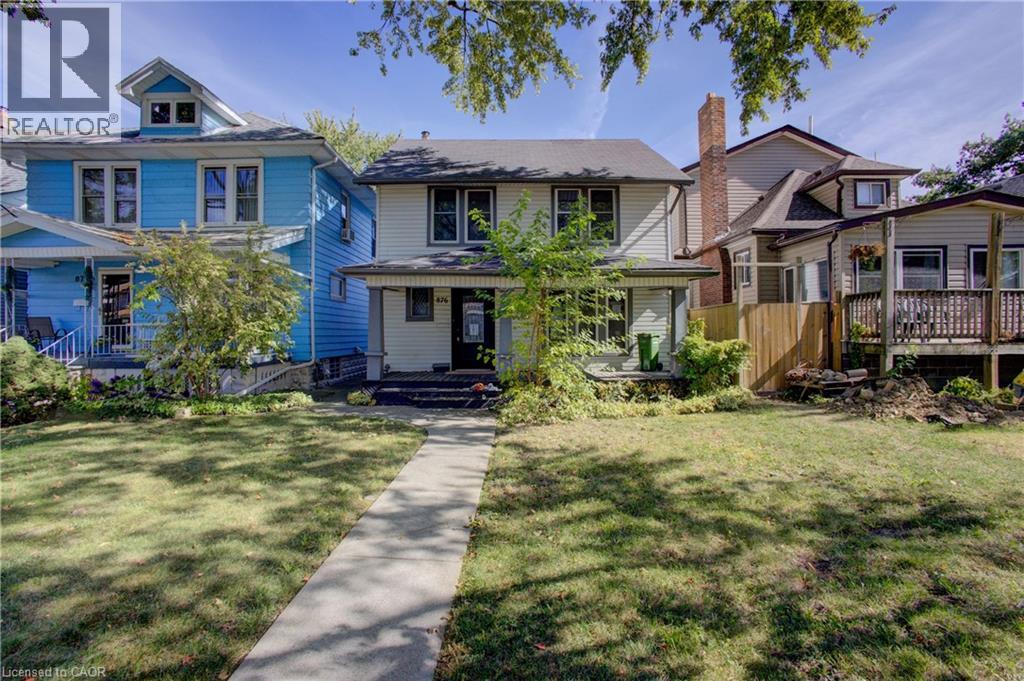 876 Hall Avenue, Windsor, Ontario  N9A 2M3 - Photo 1 - 40776355