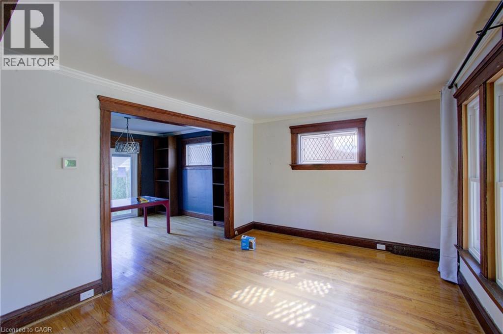 876 Hall Avenue, Windsor, Ontario  N9A 2M3 - Photo 8 - 40776355