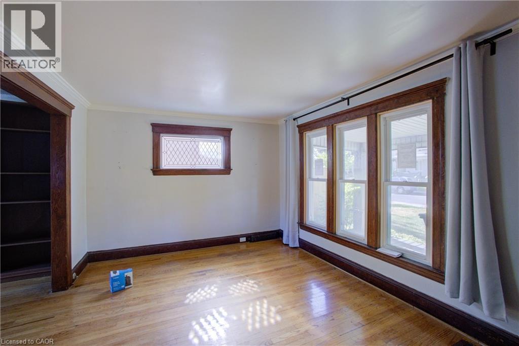 876 Hall Avenue, Windsor, Ontario  N9A 2M3 - Photo 9 - 40776355