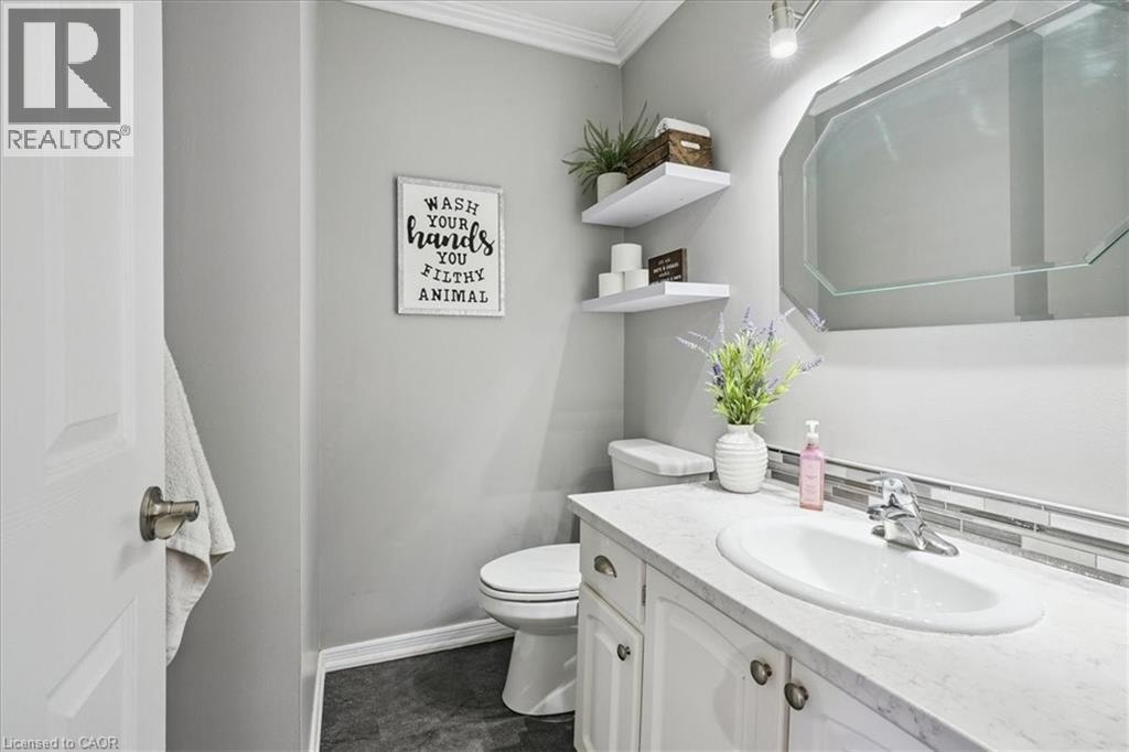 307 Highridge Avenue, Hamilton, Ontario  L8E 3W1 - Photo 26 - 40776316
