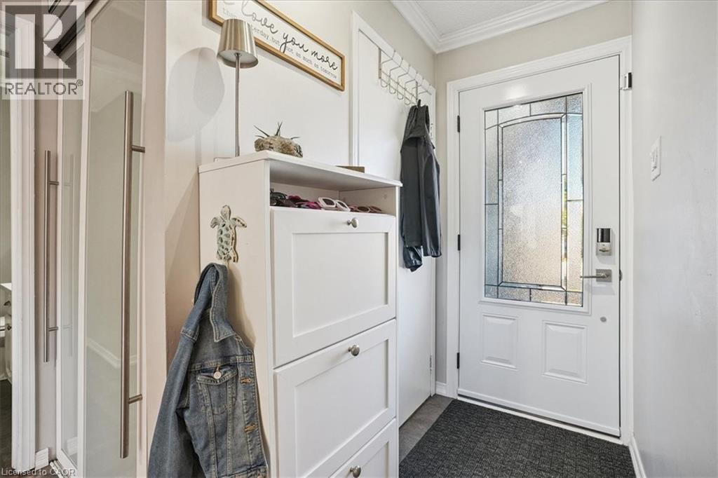 307 Highridge Avenue, Hamilton, Ontario  L8E 3W1 - Photo 6 - 40776316