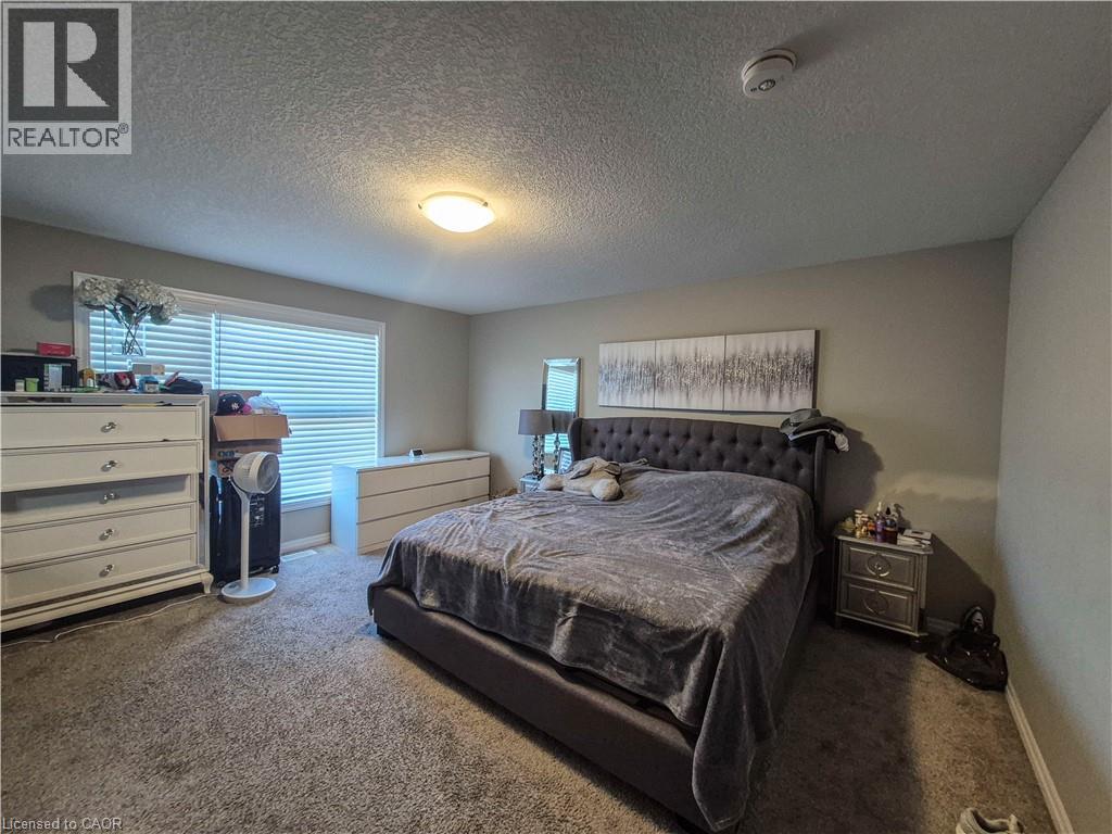 153 Otterbein Road, Kitchener, Ontario  N2B 0A8 - Photo 7 - 40774290