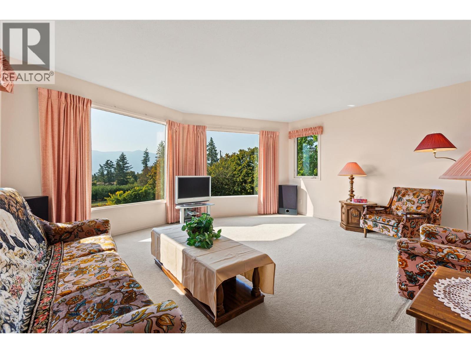 1701 Erickson Road, Creston, British Columbia V0B 1G3 - Photo 19 - 10364263