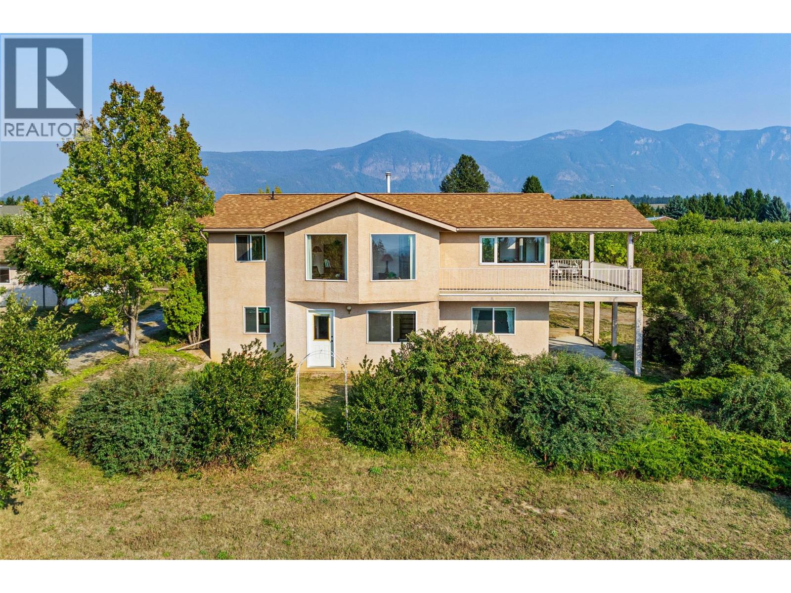 1701 Erickson Road, Creston, British Columbia V0B 1G3 - Photo 2 - 10364263