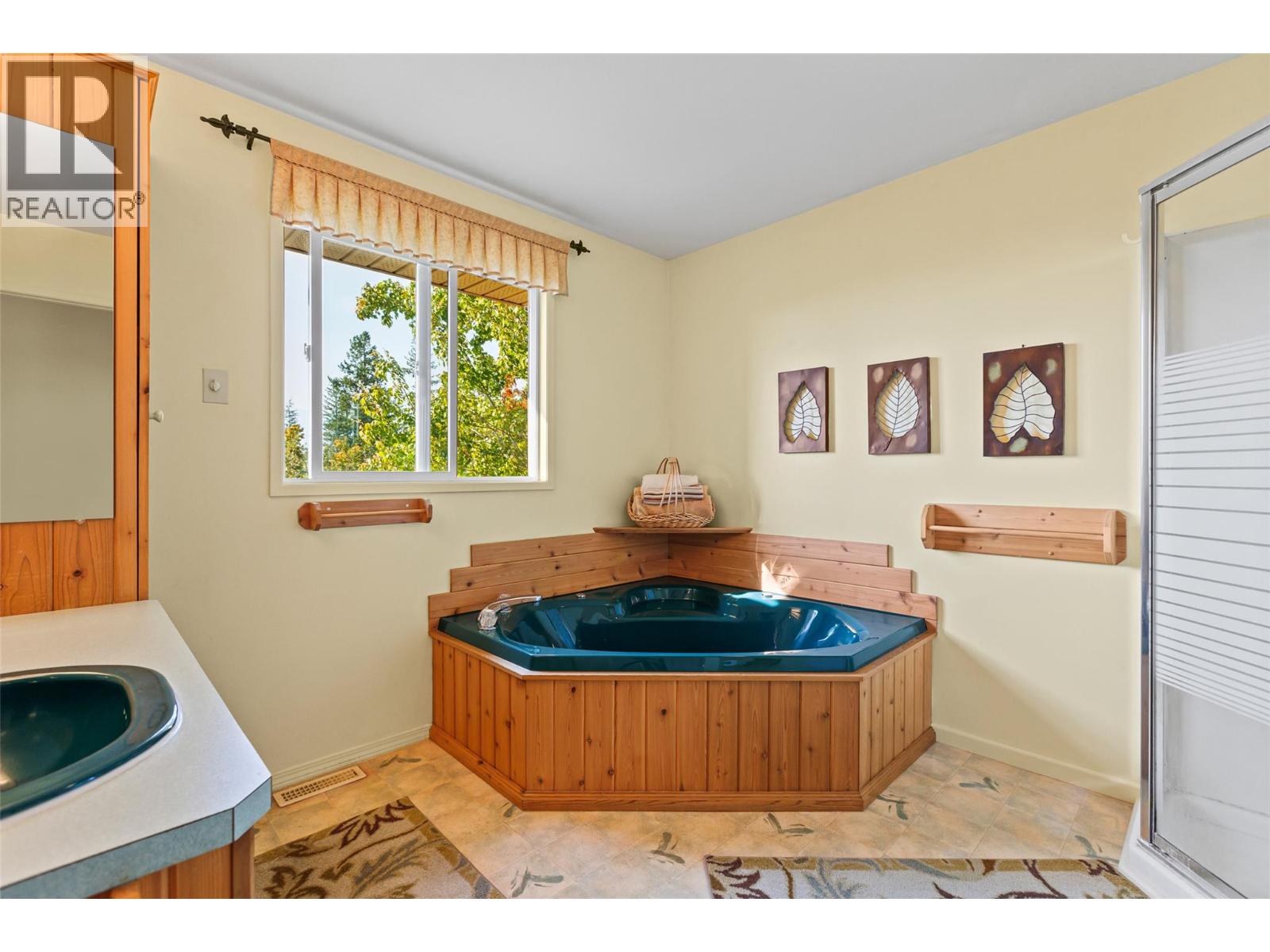 1701 Erickson Road, Creston, British Columbia V0B 1G3 - Photo 23 - 10364263