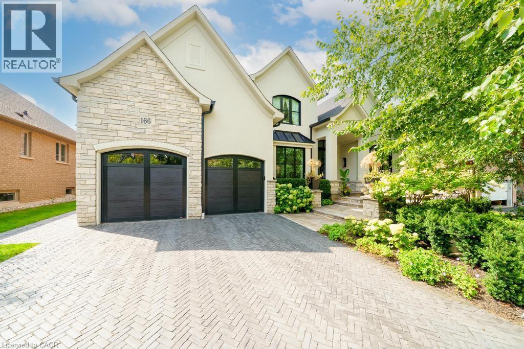 166 FOXRIDGE Drive, Ancaster, Ontario