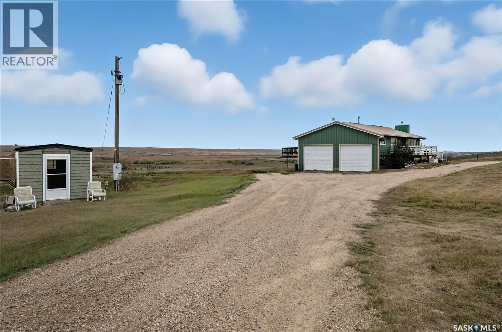 Lawrence Acreage, Moose Jaw Rm No. 161, Saskatchewan  S6H 4N9 - Photo 3 - SK019043