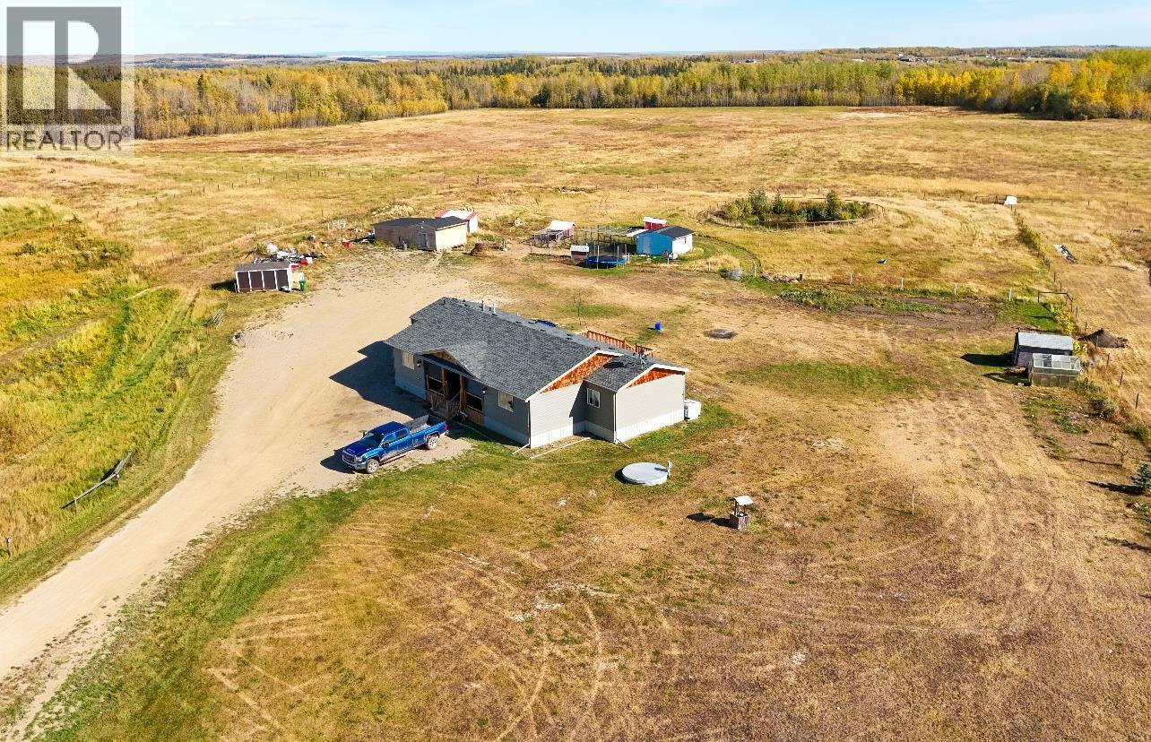 13673 283 Road, Fort St. John, British Columbia  V0C 1H0 - Photo 2 - R3055095