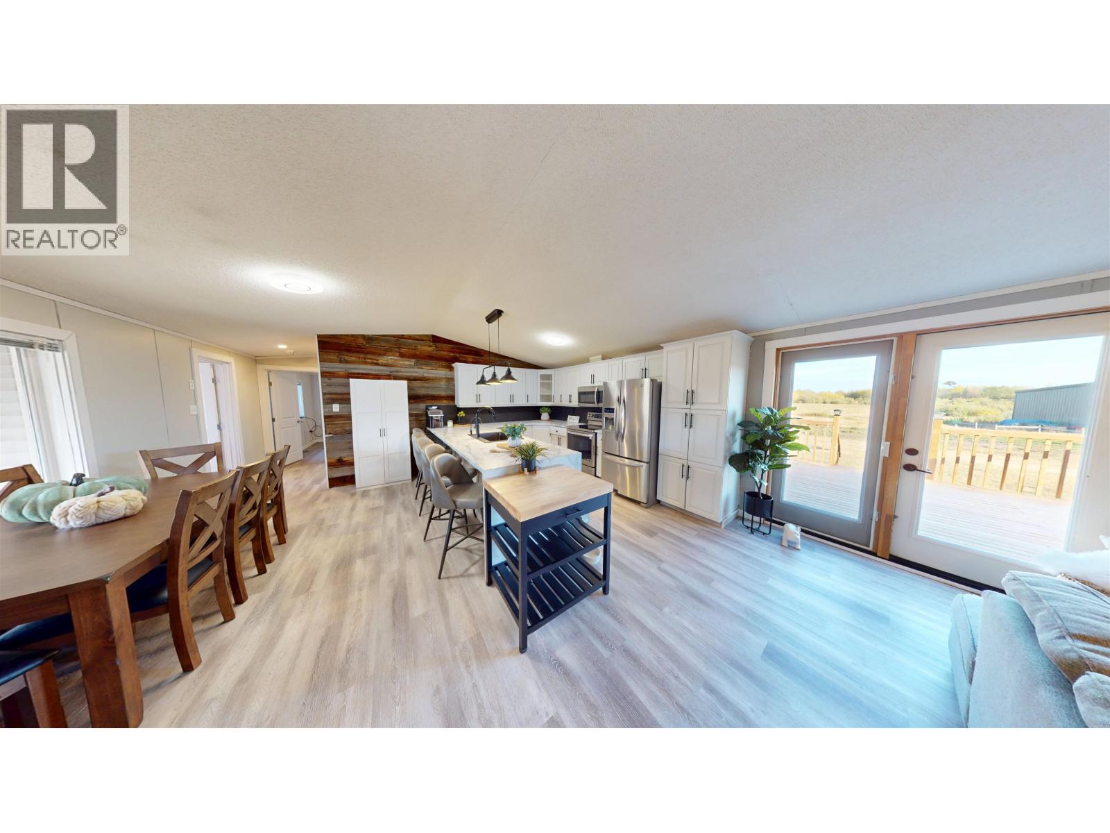 13673 283 Road, Fort St. John, British Columbia  V0C 1H0 - Photo 15 - R3055095