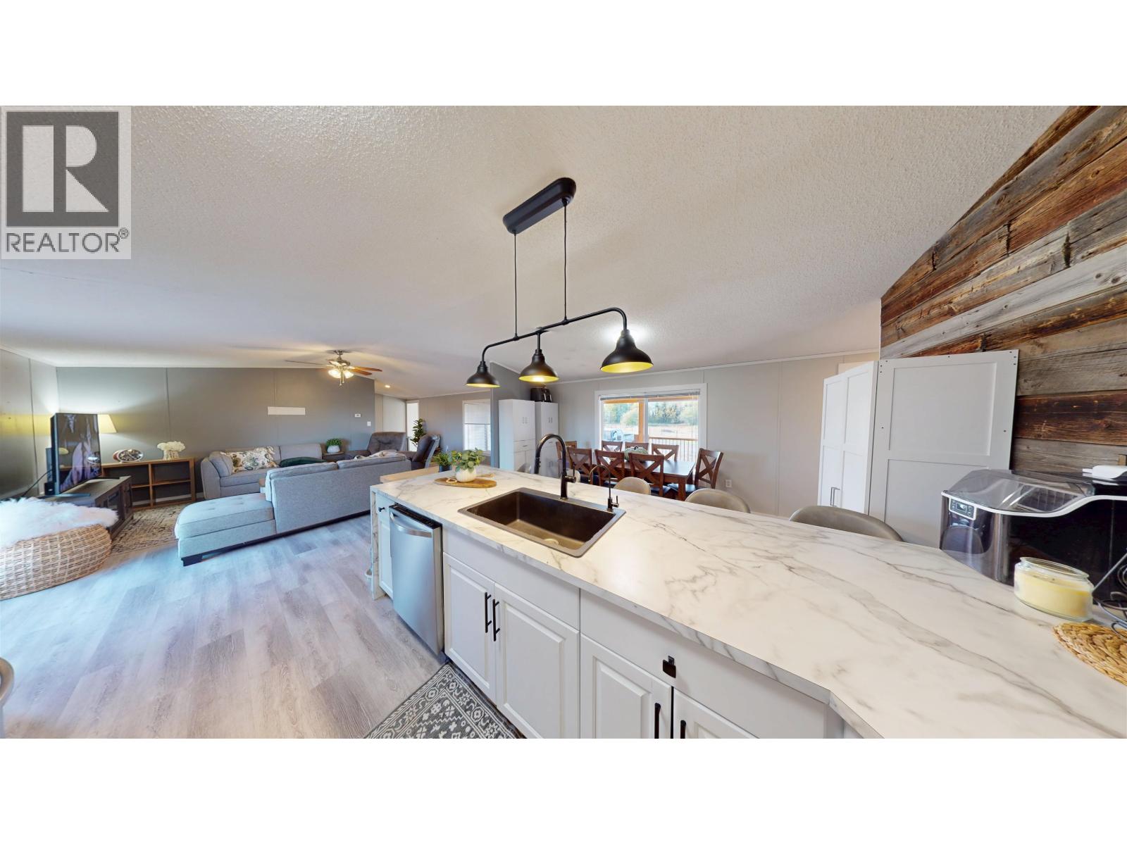 13673 283 Road, Fort St. John, British Columbia  V0C 1H0 - Photo 22 - R3055095