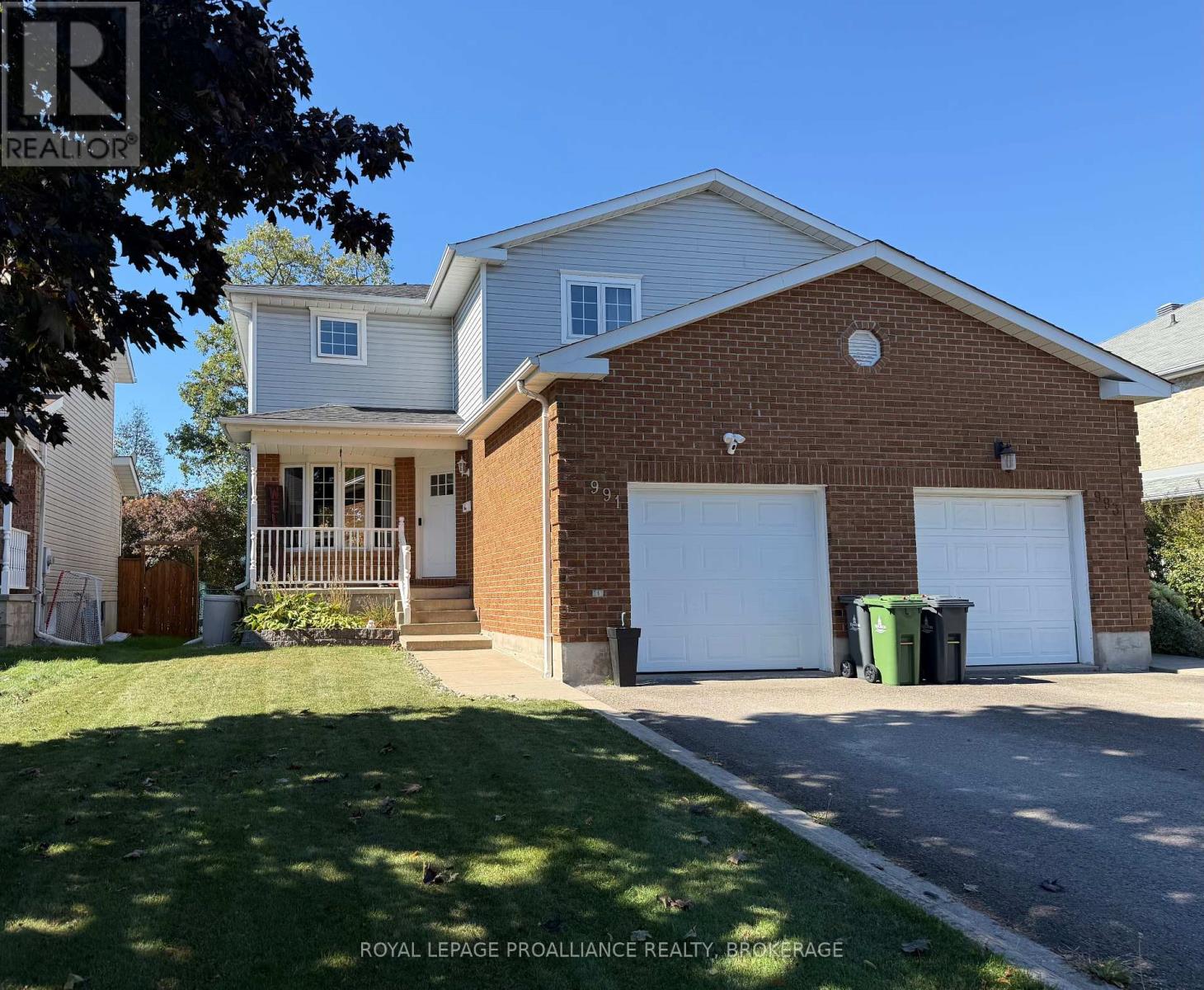 991 WATERBURY CRESCENT, Kingston, Ontario
