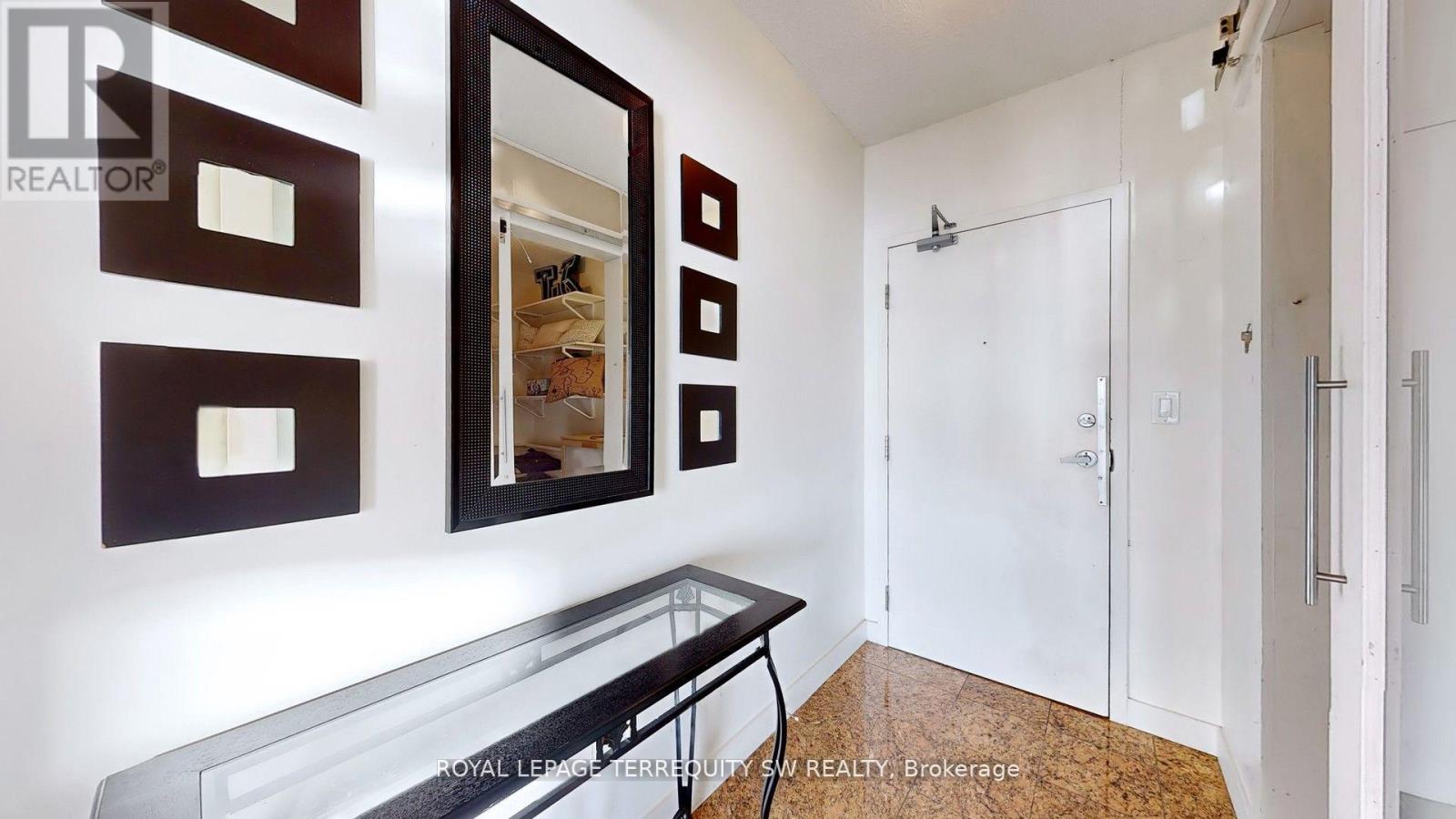3505 - 5 Mariner Terrace, Toronto, Ontario  M5V 3V6 - Photo 29 - C12444030