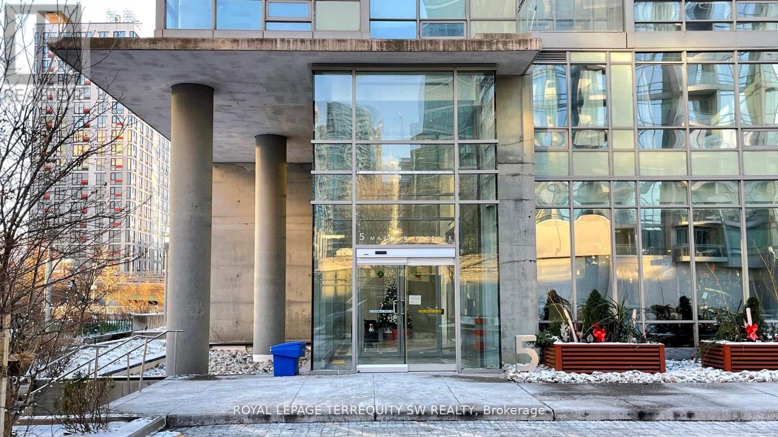 3505 - 5 Mariner Terrace, Toronto, Ontario  M5V 3V6 - Photo 4 - C12444030