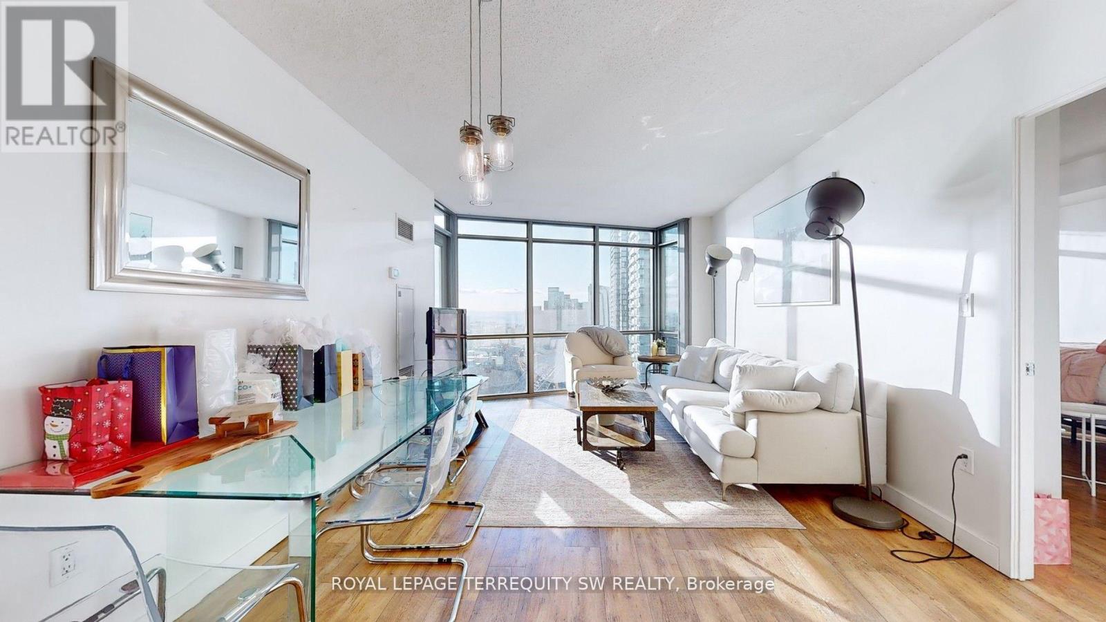 3505 - 5 Mariner Terrace, Toronto, Ontario  M5V 3V6 - Photo 9 - C12444030