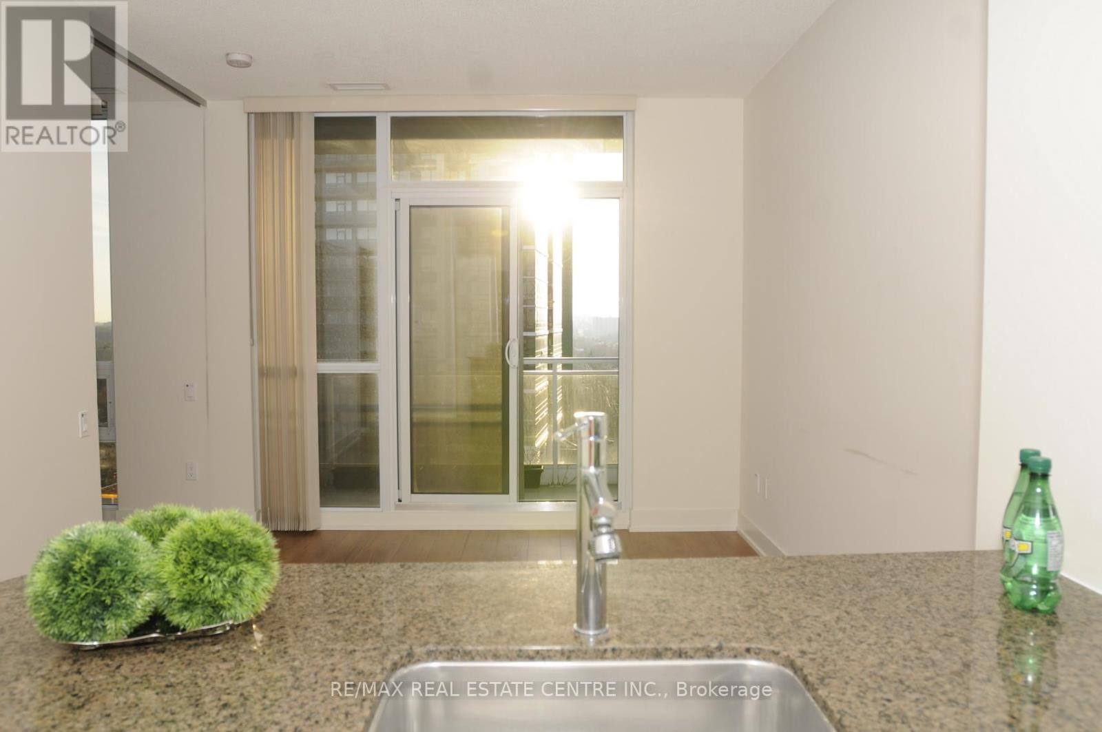 1901 - 23 Sheppard Avenue E, Toronto, Ontario  M2N 2Z8 - Photo 10 - C12444042