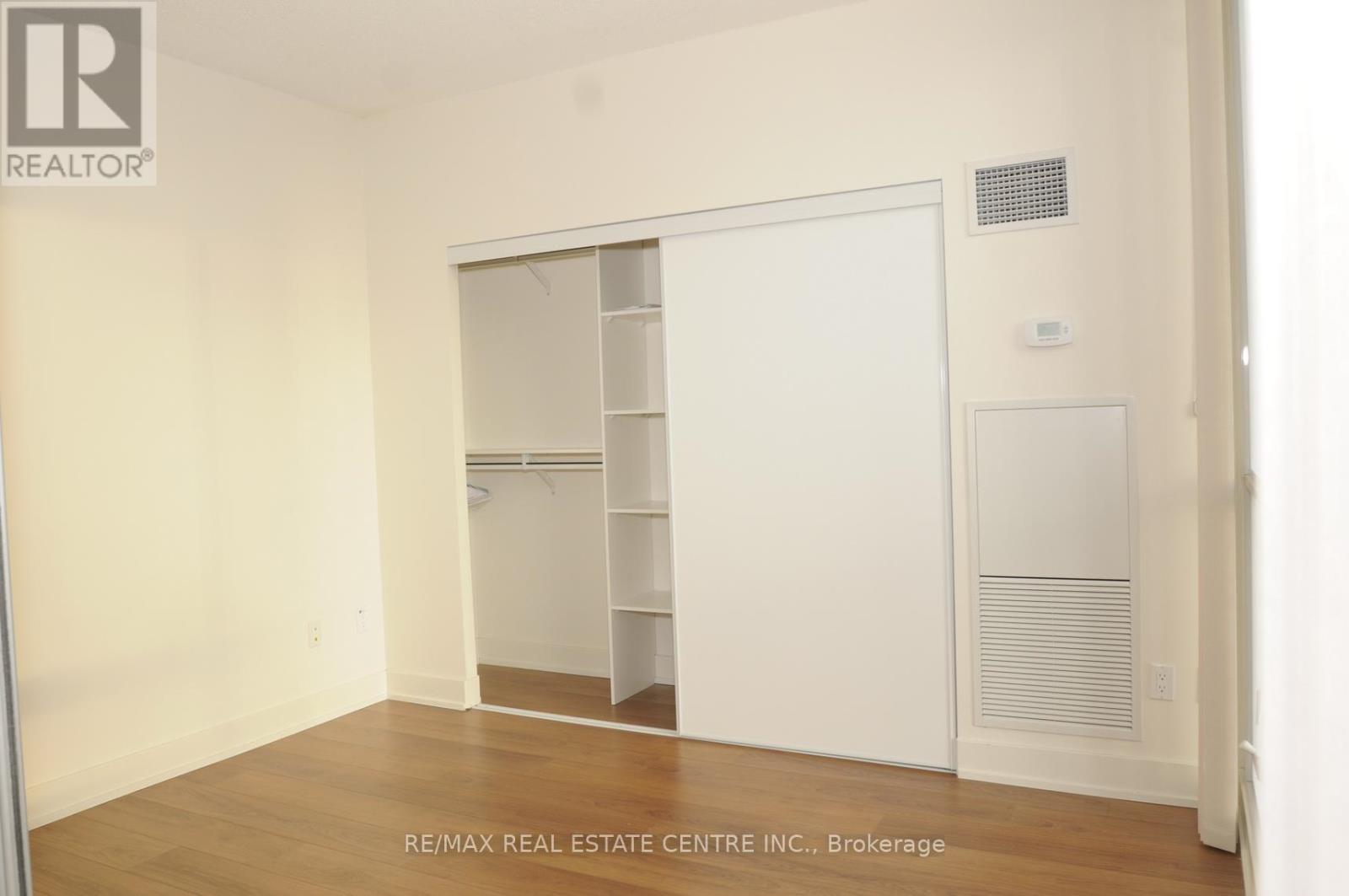1901 - 23 Sheppard Avenue E, Toronto, Ontario  M2N 2Z8 - Photo 5 - C12444042