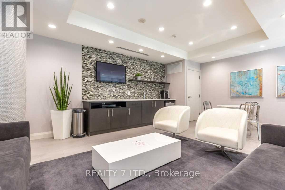 807 - 17 Kenaston Gardens, Toronto, Ontario  M2K 0B9 - Photo 3 - C12444051