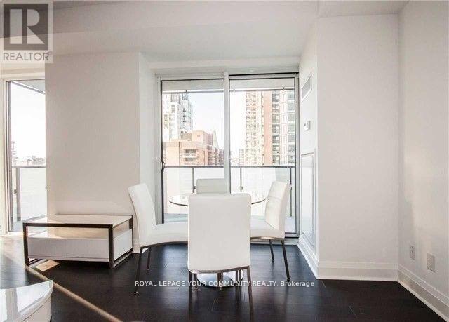 3708 - 1080 Bay Street, Toronto, Ontario  M5S 0A6 - Photo 7 - C12444066